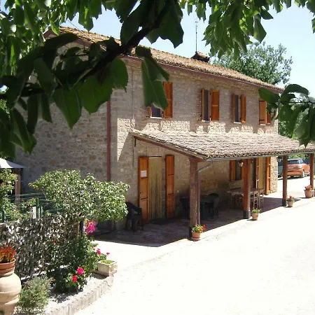 Agriturismo Collemaggio Farm stay Valfabbrica