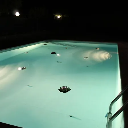 Agriturismo Collemaggio Farm stay *